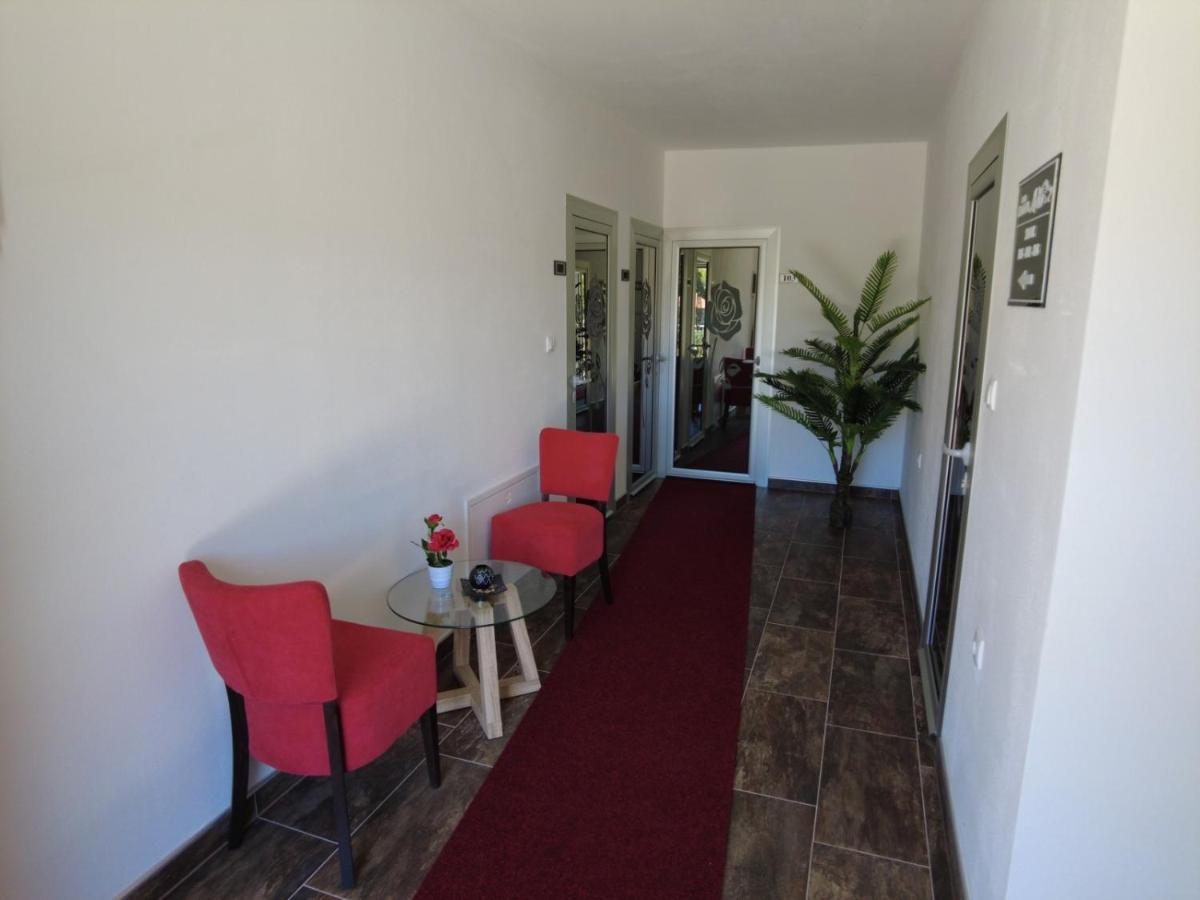 Motel Aladin Cazin Zewnętrze zdjęcie